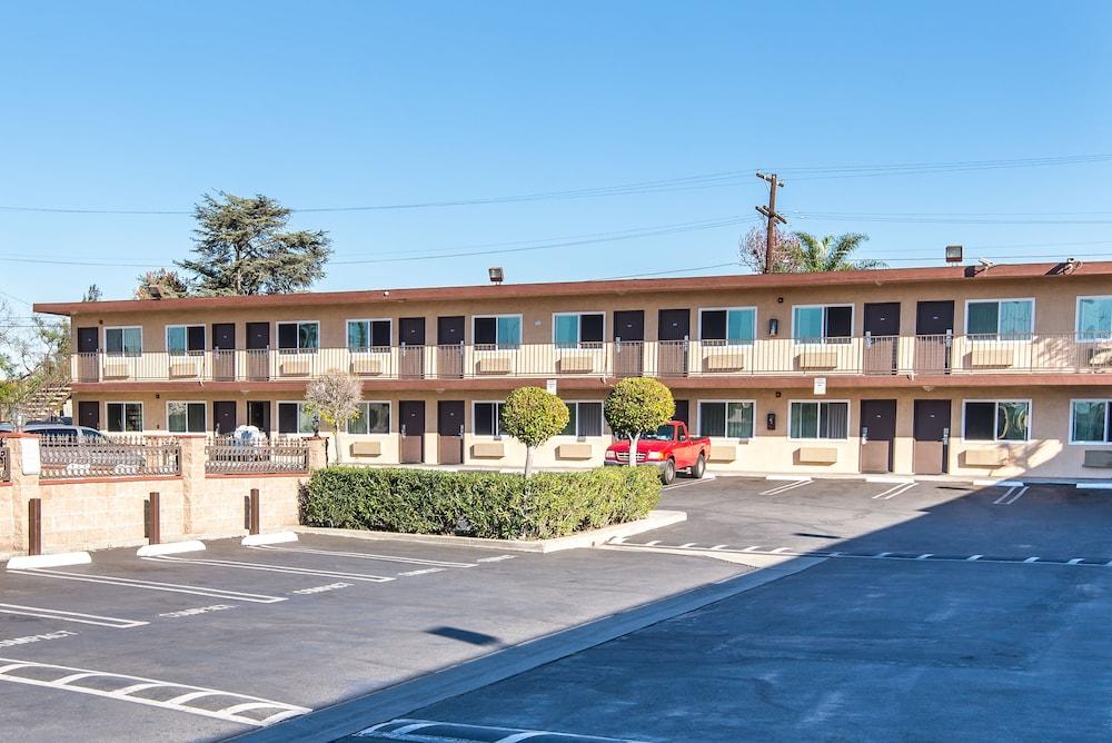 Sea Rock Inn - Los Angeles Гардина Экстерьер фото